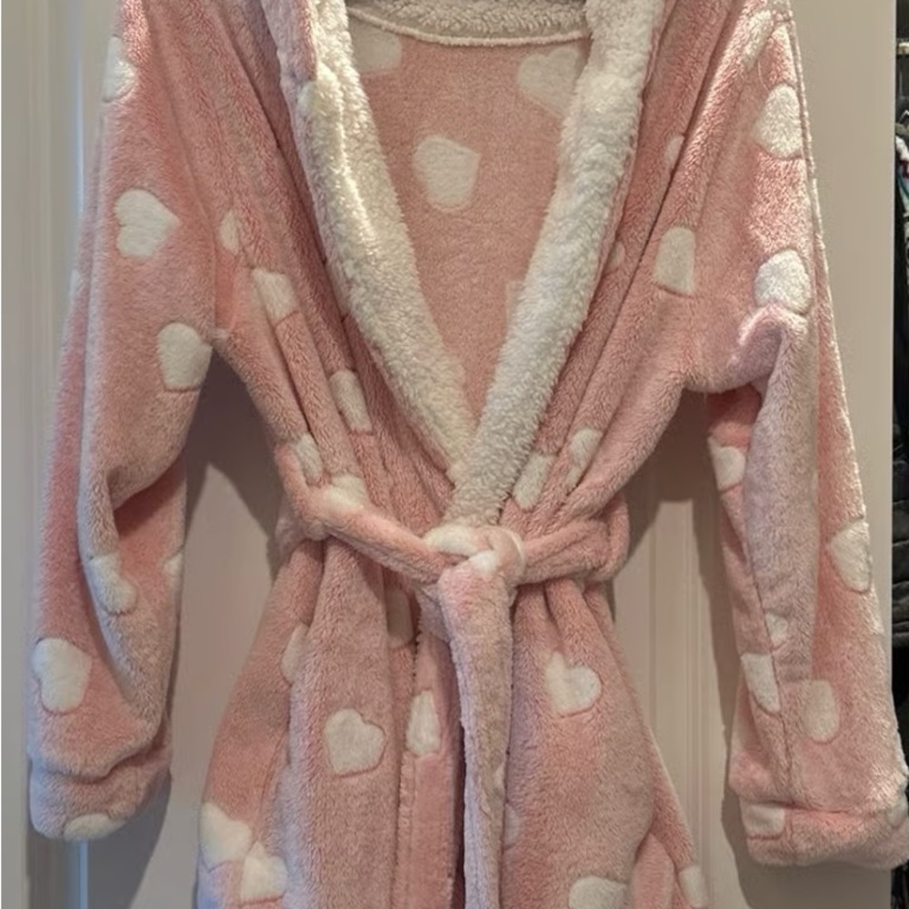 Colsie Pink Heart Robe